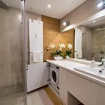 Apartment Meta *